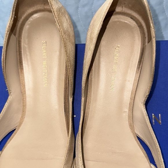 Stuart weitzman avenue flat in suede - nude color. - Picture 5 of 9